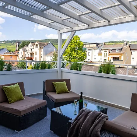 Отель Rheinhotel Ruedesheim - Wellness Рюдесхайм-на-Рейне