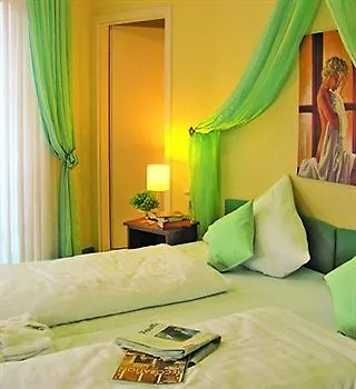 酒店 Rheinhotel Ruedesheim - Wellness 3*
